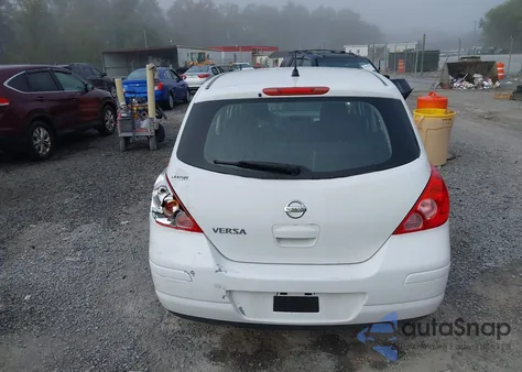 2010 Nissan Versa 1.8S из США, поврежденный, VIN 3N1BC1CP8AL451277